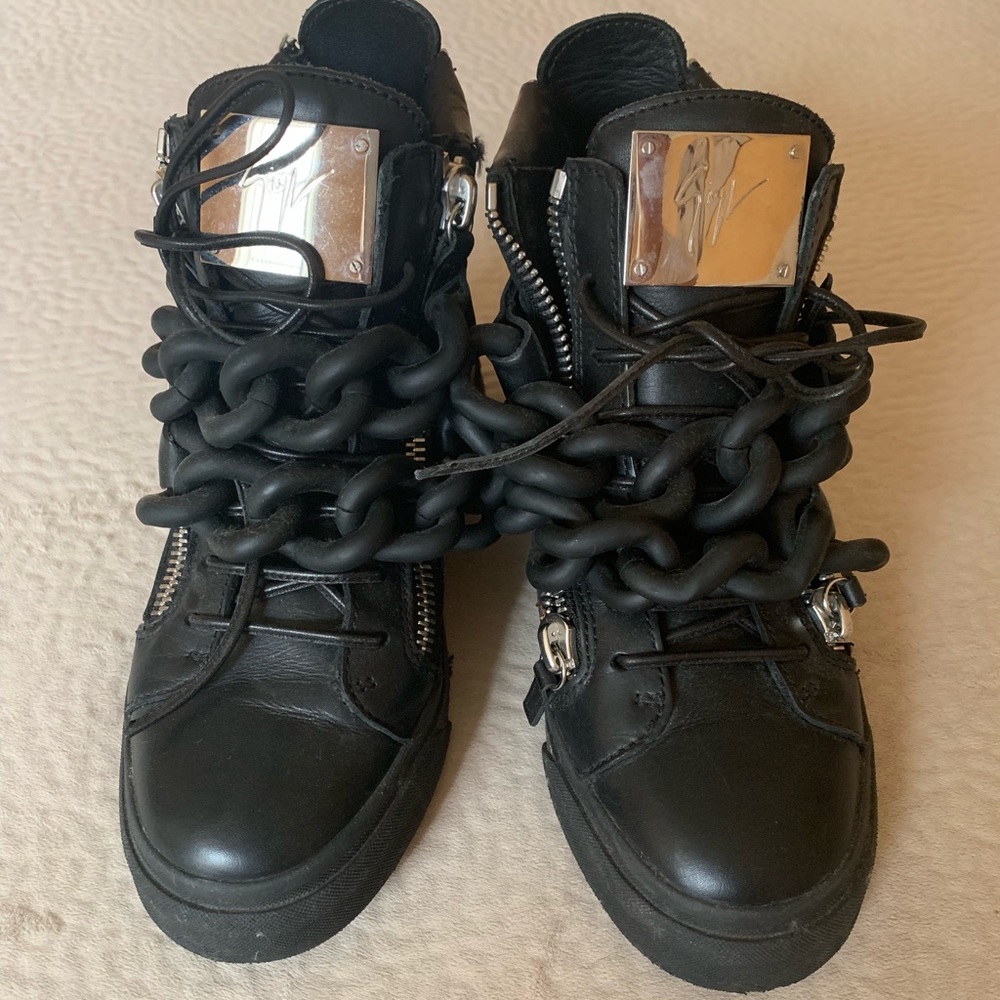 Black Giuseppe Zanotti sneakers ,worn once